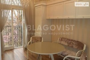 Продается 2-комнатная квартира 82 кв. м в Киеве