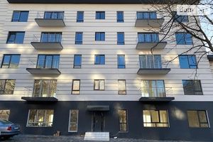 Продається 2-кімнатна квартира 70 кв. м у Тернополі
