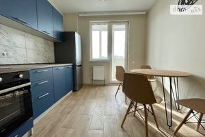 Сдается в аренду 1-комнатная квартира 36.6 кв. м в Одессе