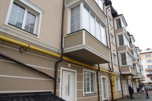 Продается 2-комнатная квартира 61.8 кв. м в Ужгороде