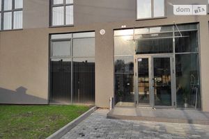 Продается нежилое помещение в жилом доме 182 кв. м в 10-этажном здании