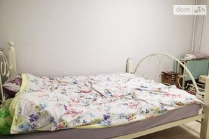 Сдается в аренду 2-комнатная квартира 60 кв. м в Черновцах