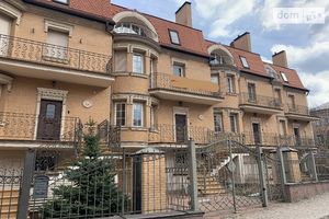 Продається будинок 4 поверховий 468 кв. м з каміном