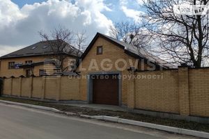 Продається будинок 2 поверховий 540 кв. м з меблями