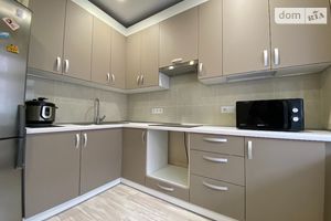 Продается 1-комнатная квартира 50 кв. м в Николаеве
