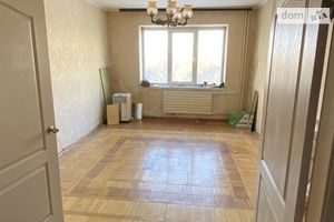 Продается 3-комнатная квартира 73 кв. м в Киеве