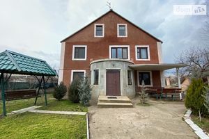 Продається будинок 2 поверховий 220 кв. м з терасою