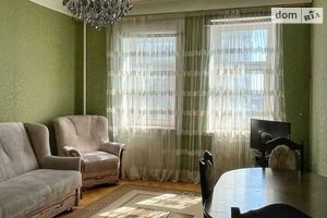 Сдается в аренду 2-комнатная квартира 55 кв. м в Ровно