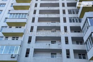 Продается 4-комнатная квартира 200 кв. м в Киеве