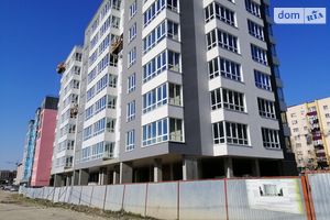 Продается 1-комнатная квартира 50.23 кв. м в Ровно