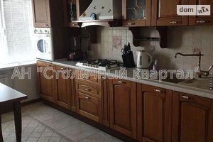 Сдается в аренду 3-комнатная квартира 95 кв. м в Киеве