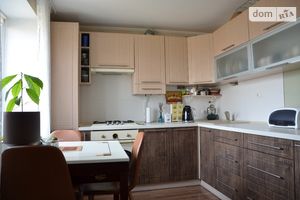 Продається 2-кімнатна квартира 50.2 кв. м у Хмельницькому