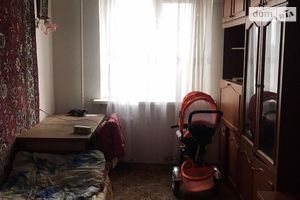 Продается 4-комнатная квартира 62 кв. м в Житомире
