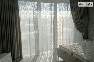 Продається 1-кімнатна квартира 45 кв. м у Дніпрі