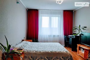 Продается 2-комнатная квартира 75 кв. м в Вышгороде