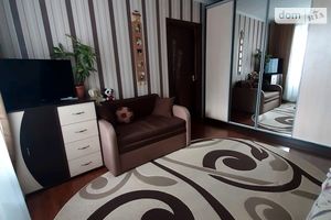 Продается 1-комнатная квартира 29 кв. м в Казатине