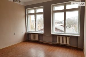 Здається в оренду офіс 27 кв. м в бізнес-центрі