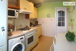 Продается 3-комнатная квартира 64 кв. м в Днепре