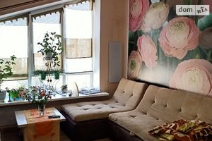 Продається 2-кімнатна квартира 55 кв. м у Івано-Франківську