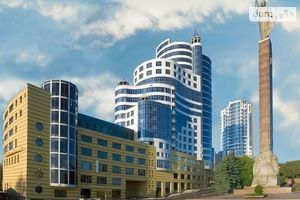 Продается 3-комнатная квартира 125 кв. м в Днепре