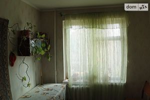 Продается 4-комнатная квартира 62 кв. м в Кропивницком