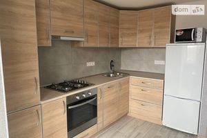 Сдается в аренду 1-комнатная квартира 42 кв. м в Черкассах