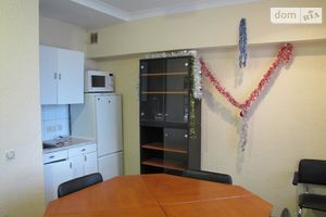 Продается помещения свободного назначения 71 кв. м в 4-этажном здании