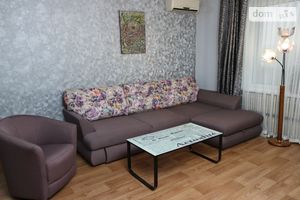 Продается 3-комнатная квартира 66 кв. м в Днепре