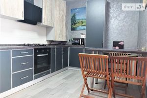 Продается 2-комнатная квартира 45 кв. м в Ирпене