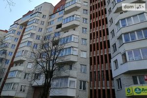 Продается 3-комнатная квартира 85.6 кв. м в Тернополе