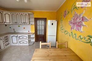 Продається 1-кімнатна квартира 37.5 кв. м у Львові