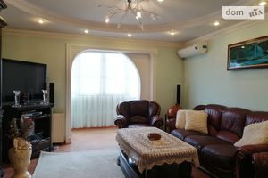 Продається 3-кімнатна квартира 67.9 кв. м у Тернополі