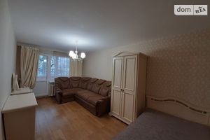Продається 1-кімнатна квартира 36 кв. м у Черкасах
