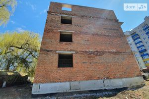 Продается 3-комнатная квартира 74.39 кв. м в Хмельницком