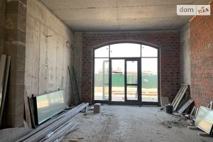 Продається об'єкт сфери послуг 159.9 кв. м в 5-поверховій будівлі