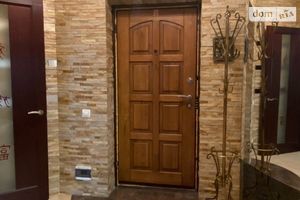 Продається 4-кімнатна квартира 280 кв. м у Миколаєві