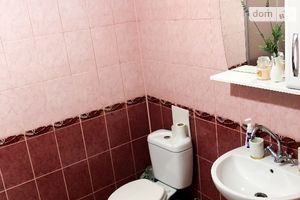 Продается 1-комнатная квартира 39 кв. м в Вышгороде