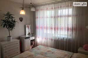 Продается 4-комнатная квартира 79.4 кв. м в Луцке