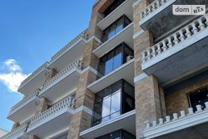 Продается 3-комнатная квартира 347.2 кв. м в Киеве