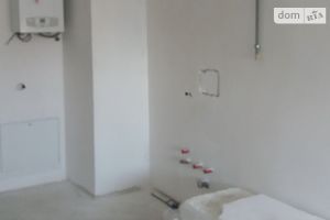 Продается 3-комнатная квартира 80 кв. м в Черновцах