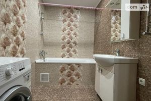 Сдается в аренду 2-комнатная квартира 64 кв. м в Полтаве