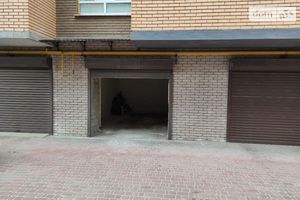 Продается бокс в гаражном комплексе под легковое авто на 23.95 кв. м
