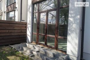 Продается дом на 3 этажа 130 кв. м с участком