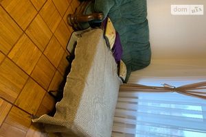 Здається в оренду кімната 80 кв. м у Києві