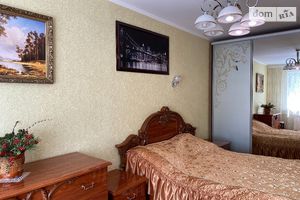 Продается 2-комнатная квартира 45 кв. м в Днепре